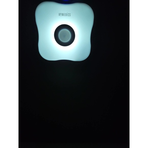 2 Pack  Homedics Wall Plug In Night Light Personal Air Sanitizer - Picture 5 of 5